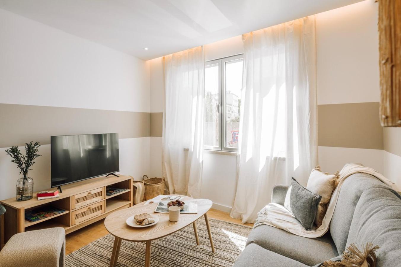 Apartment Giuseppe - 1 Bedroom And Parking In Alvalade Lissabon
